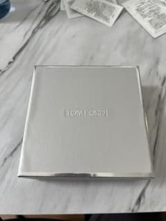 TOM FORD ボックス シルバーのサムネイル