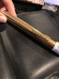 イヴサンローランラディアントタッチのサムネイル