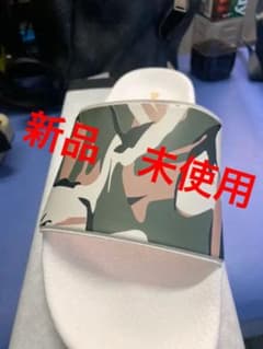 新品　未使用　DIESEL 迷彩柄　サンダルのサムネイル