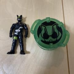 【チヌタフチへ様専用】仮面ライダー　ギーツ　タイクーンコアID おまけ付のサムネイル