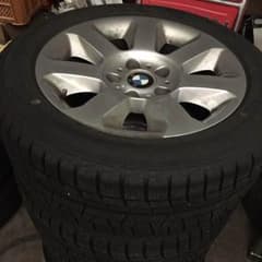 BMW3seriesホイールつきスタッドレスタイヤのサムネイル