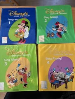 Disney's World of English DVD 4枚セットのサムネイル