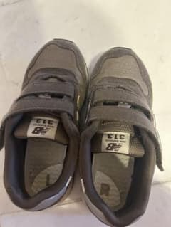 New Balance 313 キッズスニーカー 18cm ブラウンのサムネイル