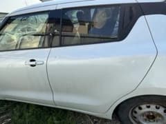 スズキ スイフトスポーツ ZC33S 左リアドア - メルカリ