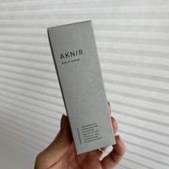 新品 未開封　AKNIR アクニー薬用ヘアスカルプセラムのサムネイル