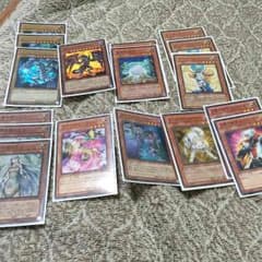 遊戯王 ブルーアイズデッキのサムネイル