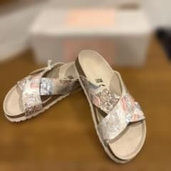 新品タグ付き！ビルケンシュトックpapillio 半貴石柄　サンダル 38のサムネイル