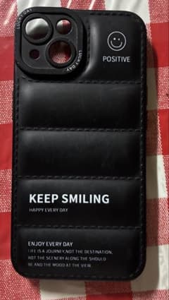 iPhone用ケース ブラック キルティング調 KEEP SMILINGのサムネイル