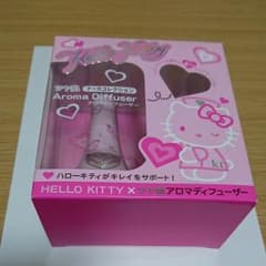 『送料込み』ハローキティ×ツヤ肌アロマディフューザーのサムネイル