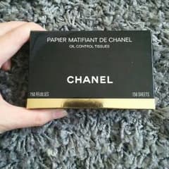CHANELの鏡付きあぶらとり紙のサムネイル