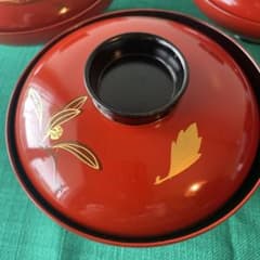 赤い木製汁椀 3個セット 金色の花模様