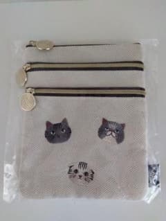 カルディ　猫柄 3連ファスナー ポーチのサムネイル