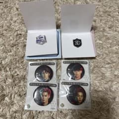 EXO SMTOWNライブ ピンバッジのサムネイル