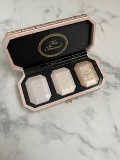 Too Faced ダイヤモンドライト シリーズ マルチユースハイライタートリオのサムネイル