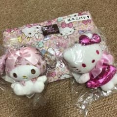 キティ、マイメロ ミニバッグとマスコット セットのサムネイル