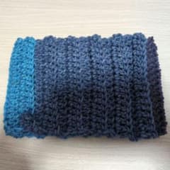 ハンドメイド 手編み ネックウォーマー ブルー系のサムネイル