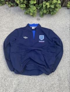 【美品】在原みゆ紀 UMBRO×イングランド代表/ドリルトップ/M 美品】在原みゆ紀 UMBRO×イングランド代表/ドリルトップ/2XL - メルカリ