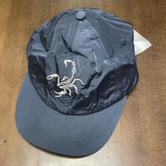 SATISFY Running FLITESILK キャップ ネイビーのサムネイル