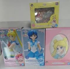 セーラームーン フィギュア　グリッター＆グラマラス　懐中時計　スカーフ セーラームーン フィギュア グリッター＆グラマラス 懐中時計 スカーフ