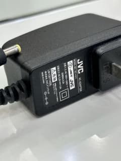 【動作確認済】JVC ビデオカメラ Everio ACアダプター AC-V11のサムネイル