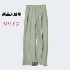 【新品未使用】ユニクロ　タックワイドパンツ　Ｍのサムネイル