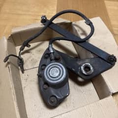ショベルヘッド 純正リアブレーキキャリパー バナナキャリパー - メルカリ