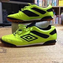アンブロ フットサルシューズ 室内屋外用のサムネイル