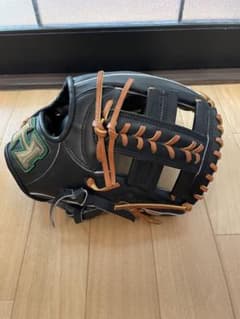 ハイゴールド　硬式内野用　新品未使用のサムネイル
