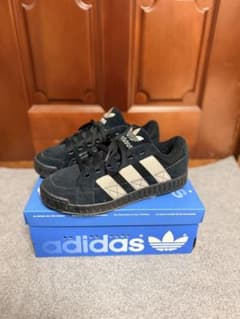 adidas LAWSUIT（アディダス ロースーツ ）のサムネイル