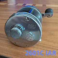アブガルシア アンバサダー 2601C IAR　ベイトリール　左 アブガルシア アンバサダー 2601C IAR ベイトリール 左 - メルカリ