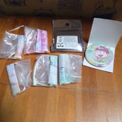 おそ松さん ミニタペストリー 缶バッジ セットのサムネイル