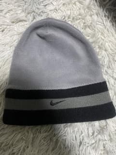 nikeビーニーのサムネイル