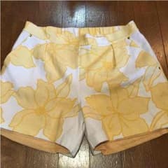 ショートパンツのサムネイル