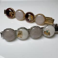 ハンドメイド レジン ヘアクリップ ニュアンス シルバー ゴールド 2本セットのサムネイル