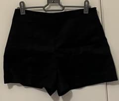 ZARA ハイウエストショートパンツ ブラック XSのサムネイル