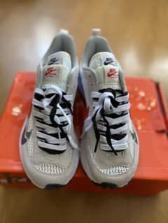 NIKEスニーカーのサムネイル