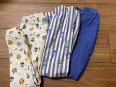ユニクロ  パンツ　【ワンワン&コッシー】【100cm】フリースレギンスのサムネイル