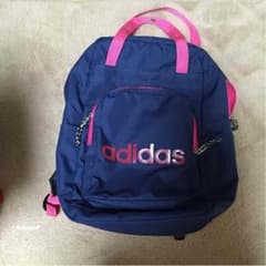 adidas リュックサックのサムネイル