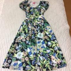 ケイト　スペード⭐︎花柄ワンピース⭐︎のサムネイル