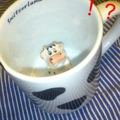 Switzerlandのマグカップ(中に牛)のサムネイル