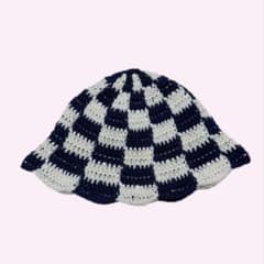 ◯ハンドメイド◯ ベビー・キッズ用　ブロックチェックバケットハットのサムネイル