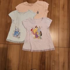 UNIQLO ディズニープリンセス Tシャツ 110cmのサムネイル