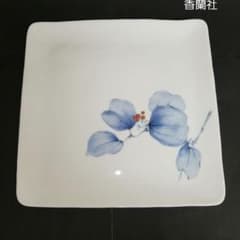 未使用】 ◇ 香蘭社 ◇ 山帰来 角大皿 26.5cm - メルカリ