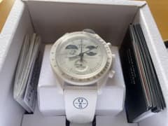 限定品★Snoopy x OMEGA x Swatch MoonSwatch 白のサムネイル