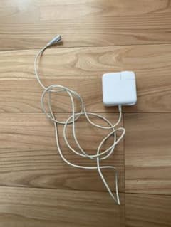 MacBook Air充電器のサムネイル