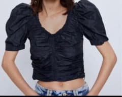 zara パフスリーブ　ブラウスのサムネイル