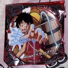 ワンピース　缶バッジ　ルフィのサムネイル