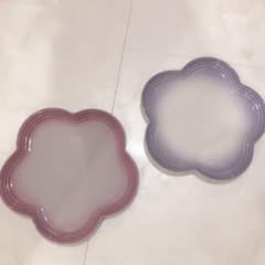 ルクルーゼ カトレア＆パウダーパープル フラワープレートLのサムネイル