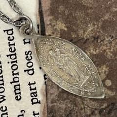 ANYTHING USED 古着 1880年代 黒い聖母 ネックレス ANYTHING USED 古着 様専用1880年代 黒い聖母 ネックレス - メルカリ