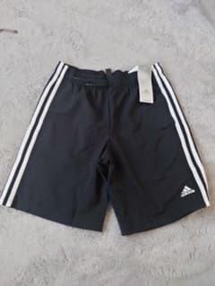 Adidasハーフパンツのサムネイル